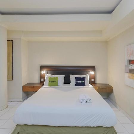 Urbanview Hotel Taman Suci Denpasar Exteriör bild