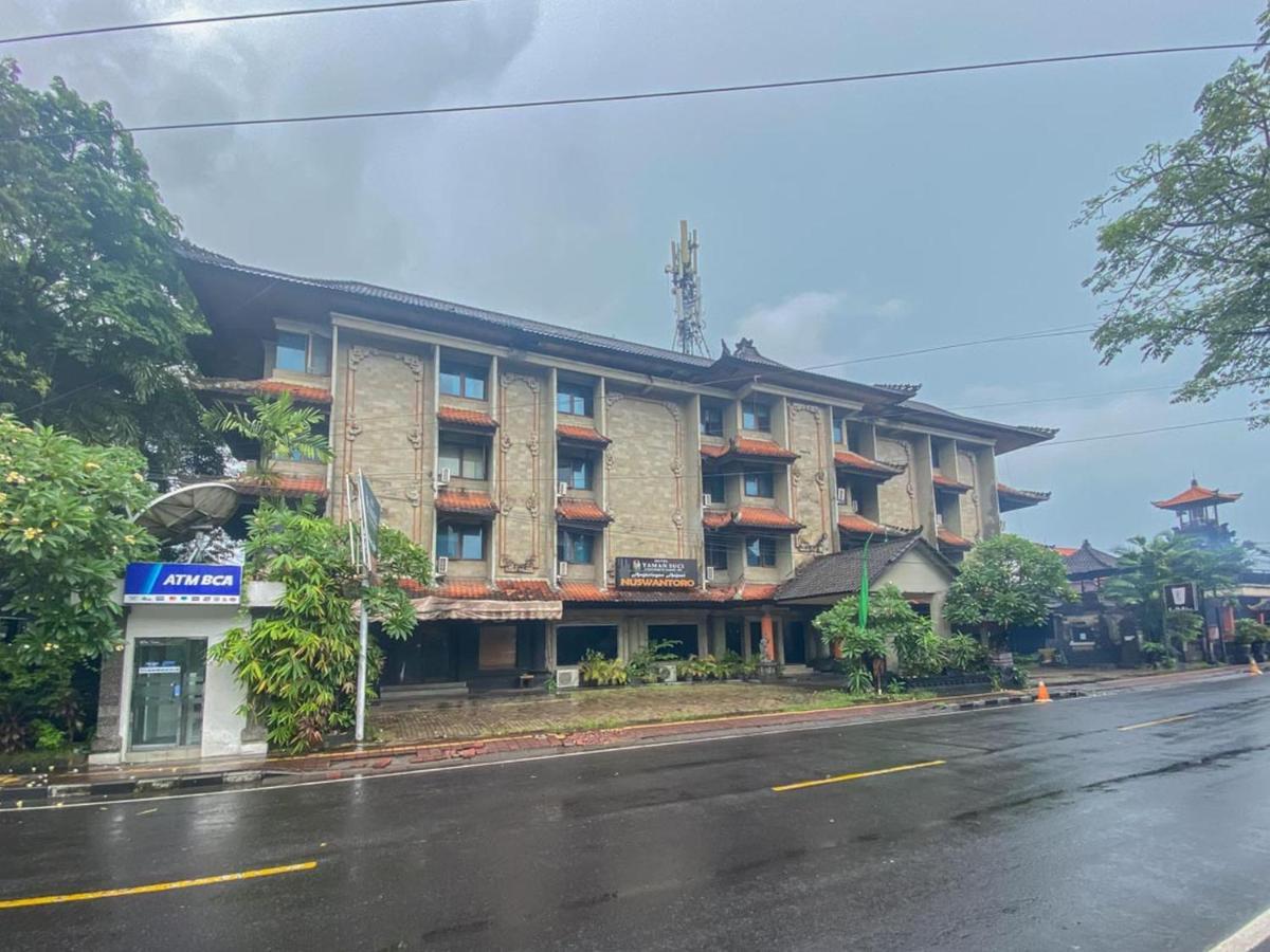Urbanview Hotel Taman Suci Denpasar Exteriör bild