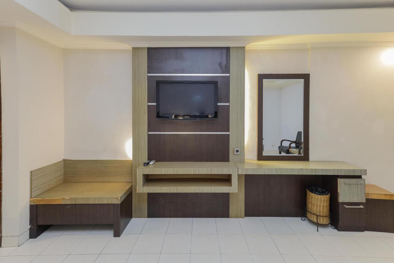 Urbanview Hotel Taman Suci Denpasar Exteriör bild
