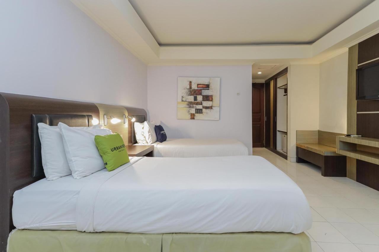 Urbanview Hotel Taman Suci Denpasar Exteriör bild