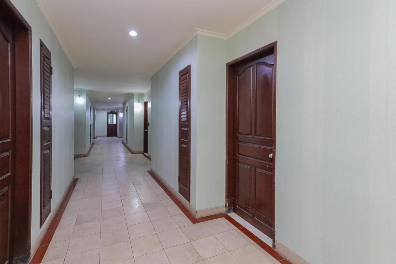 Urbanview Hotel Taman Suci Denpasar Exteriör bild