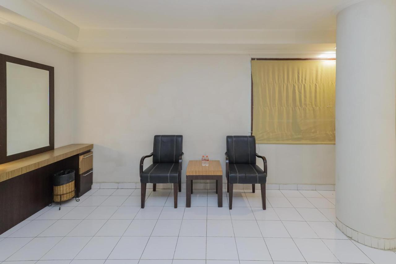 Urbanview Hotel Taman Suci Denpasar Exteriör bild